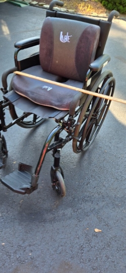 Patriot wheelchair and new gel seats. Holmdel nj